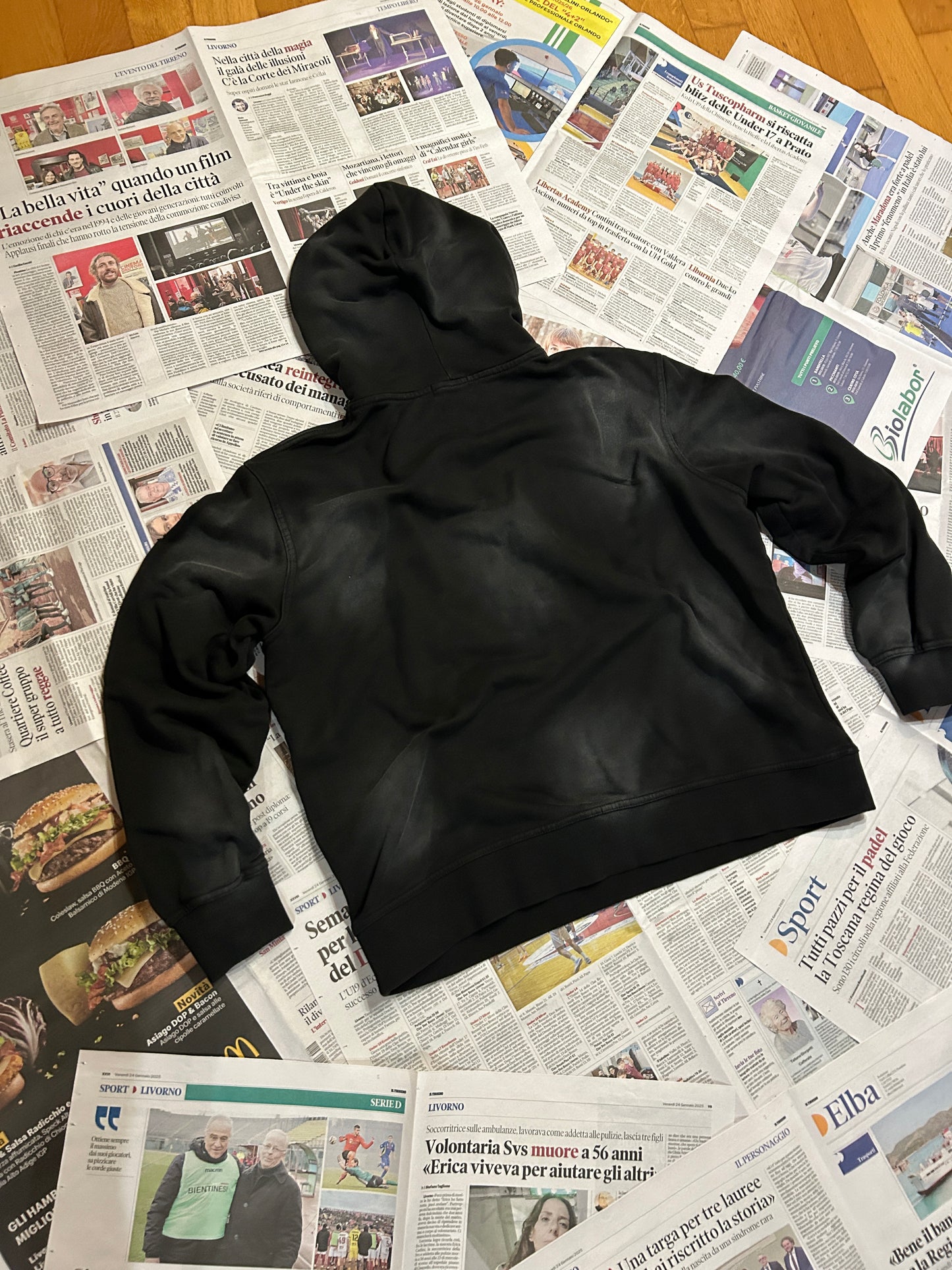 Tracksuit Distressed